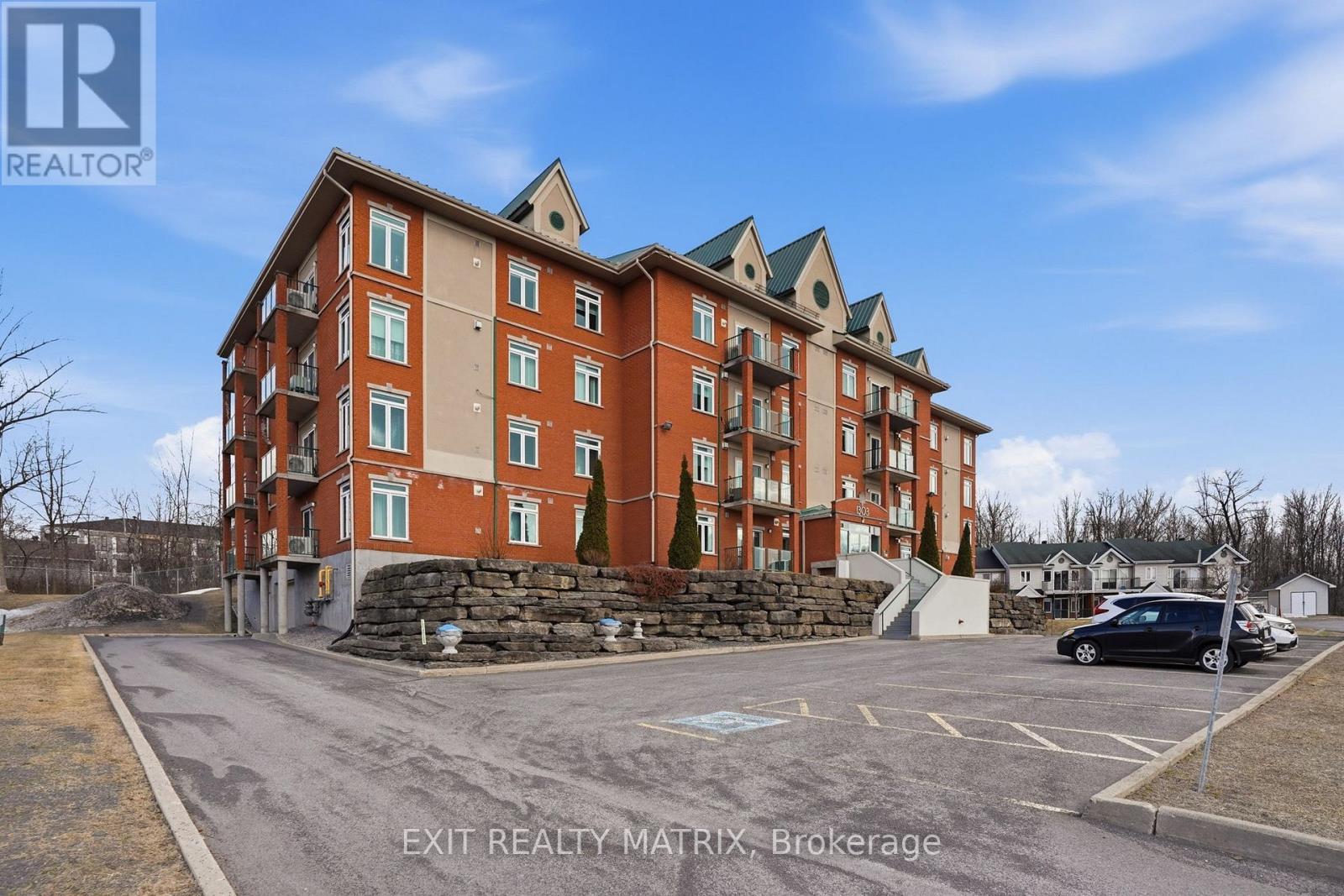 328 - 1303 Clement Street, Hawkesbury, Ontario  K6A 3P1 - Photo 2 - X12969652