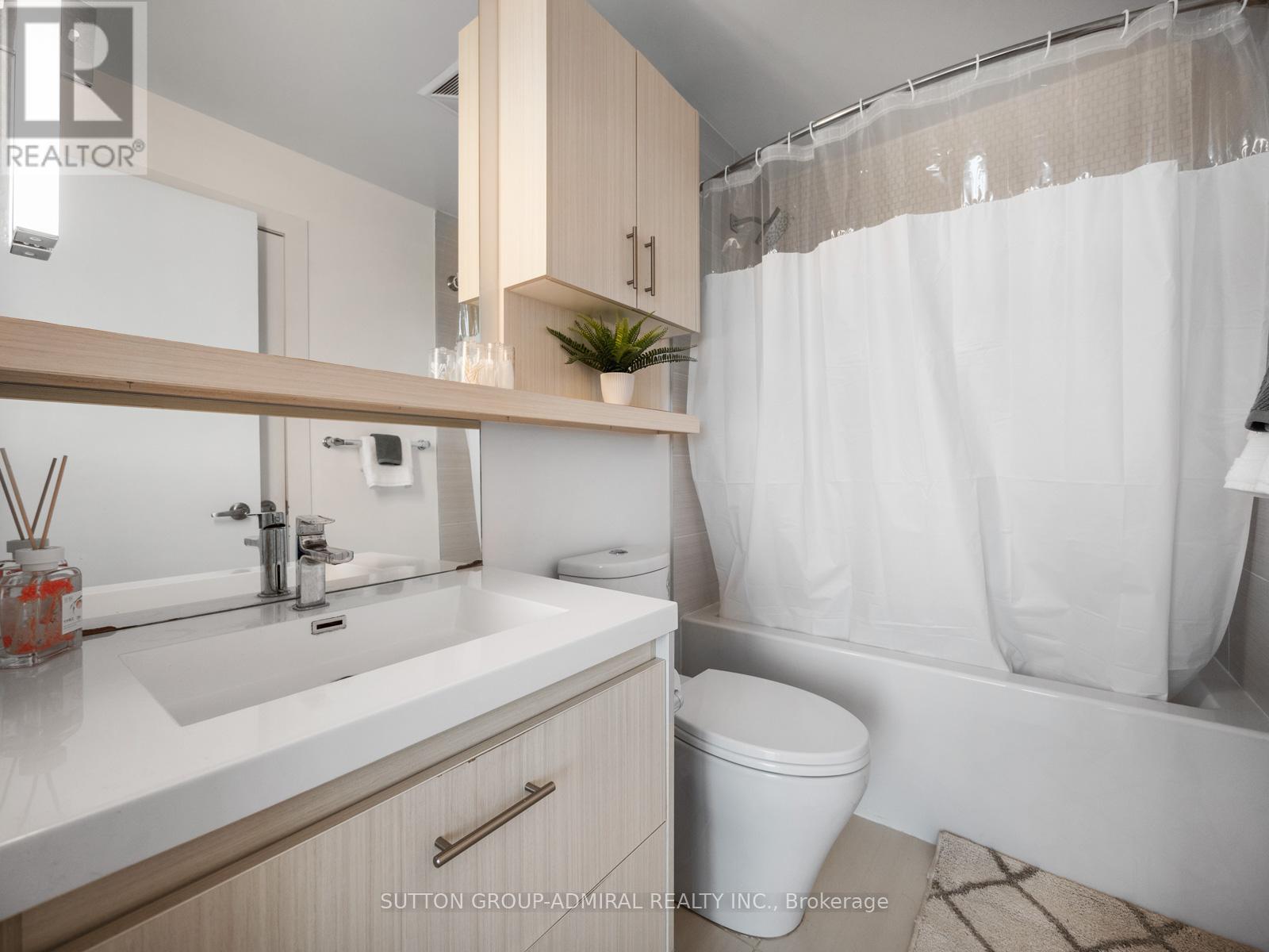 1005 - 128 Fairview Mall Drive, Toronto, Ontario  M2J 0E8 - Photo 14 - C12969502