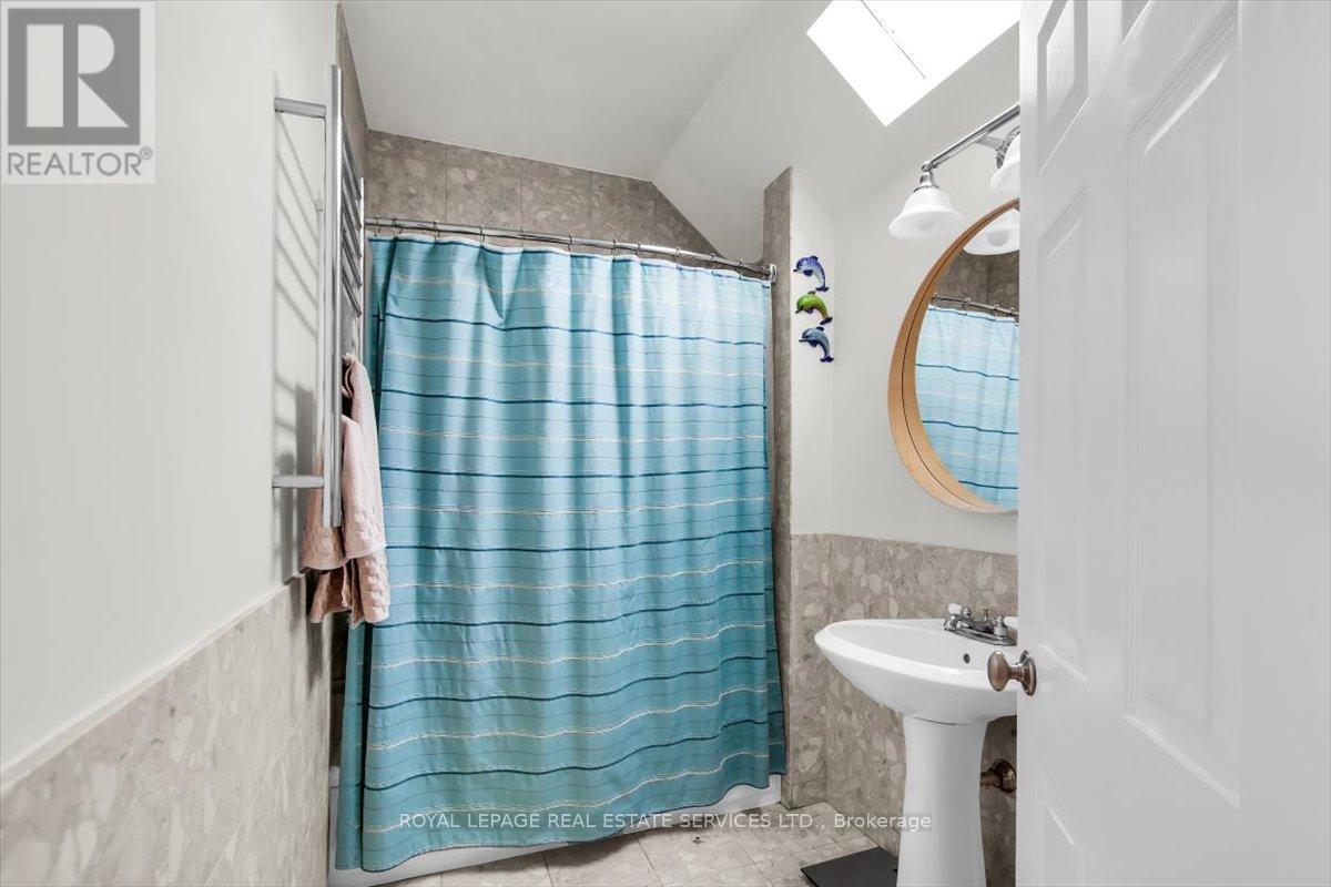 239 Heath Street E, Toronto, Ontario  M4T 1T1 - Photo 27 - C12969520