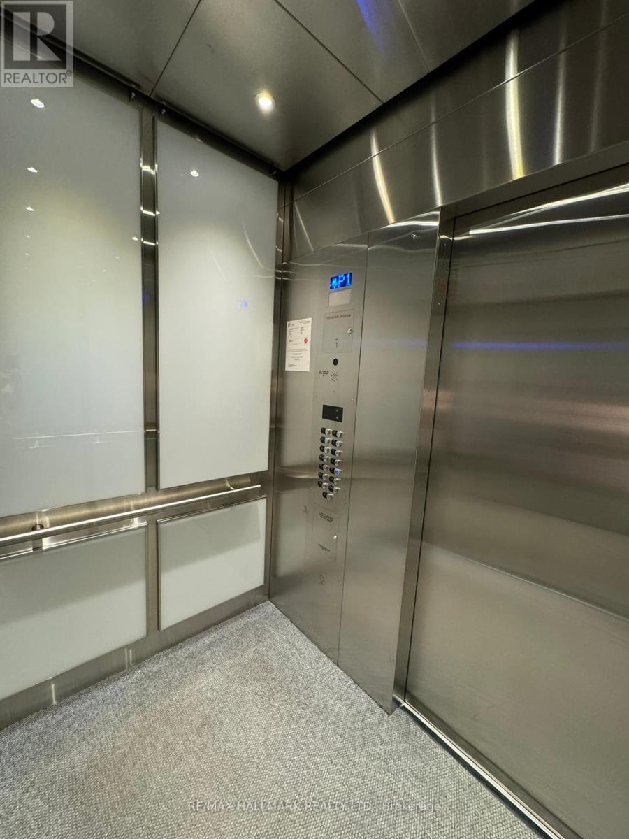 618 - 621 Sheppard Avenue E, Toronto, Ontario  M2K 0G4 - Photo 16 - C12969534