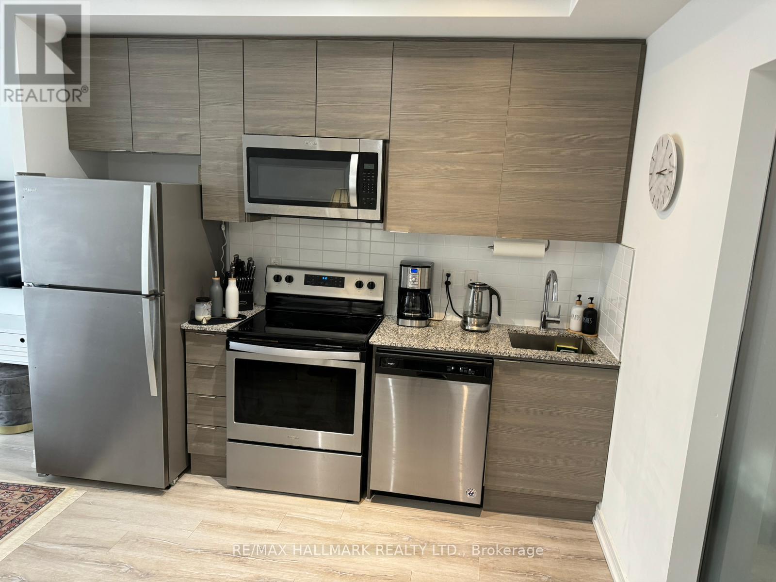 618 - 621 Sheppard Avenue E, Toronto, Ontario  M2K 0G4 - Photo 5 - C12969534