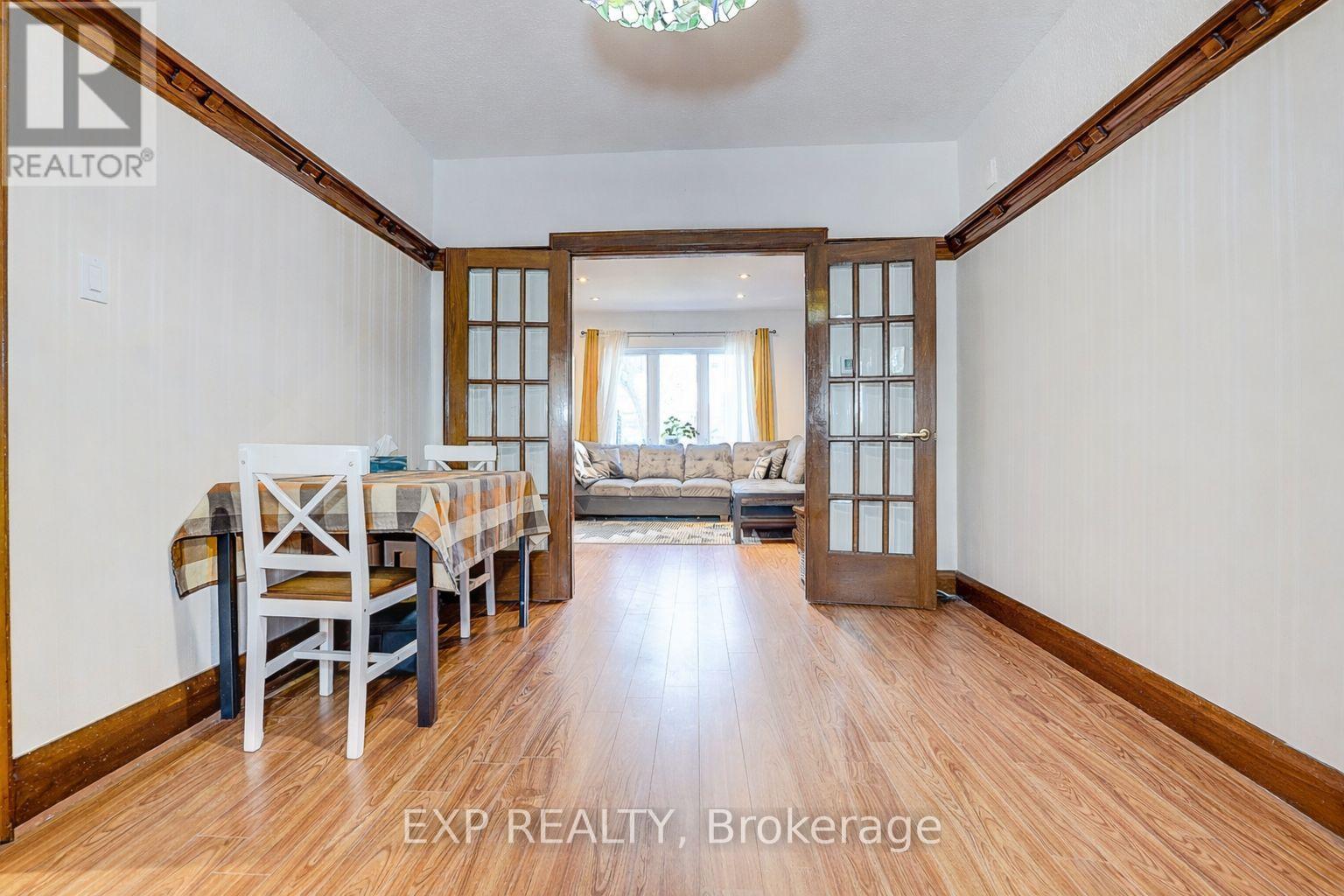 342 Glenholme Avenue, Toronto, Ontario  M6E 3E5 - Photo 10 - C12969540