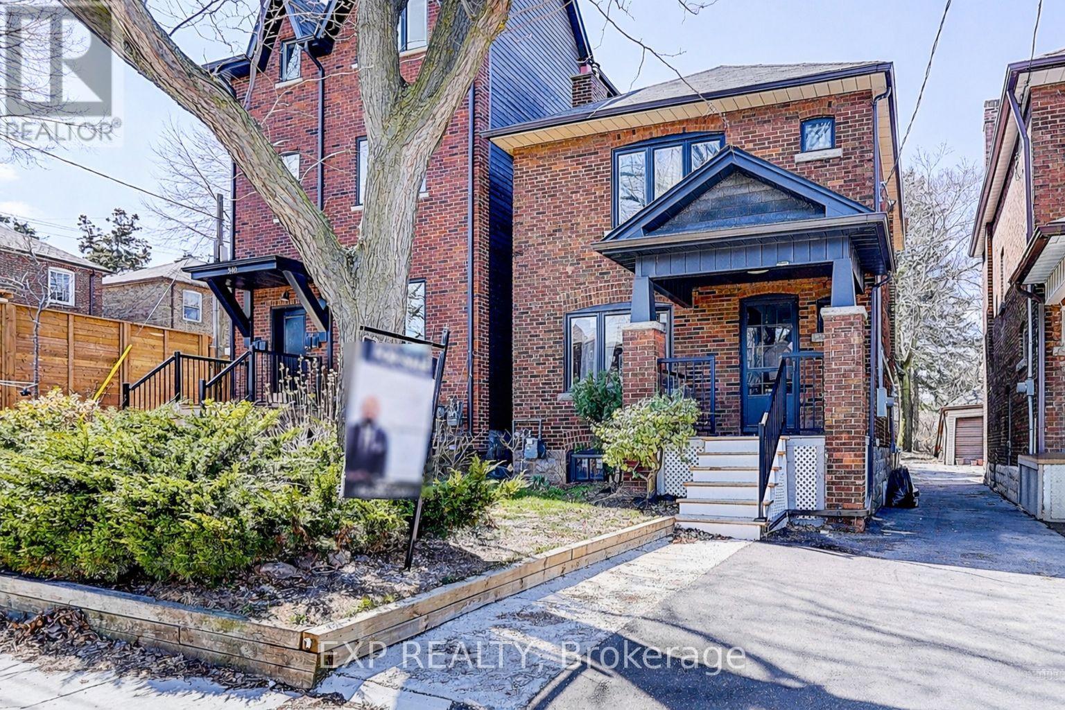 342 Glenholme Avenue, Toronto, Ontario  M6E 3E5 - Photo 2 - C12969540