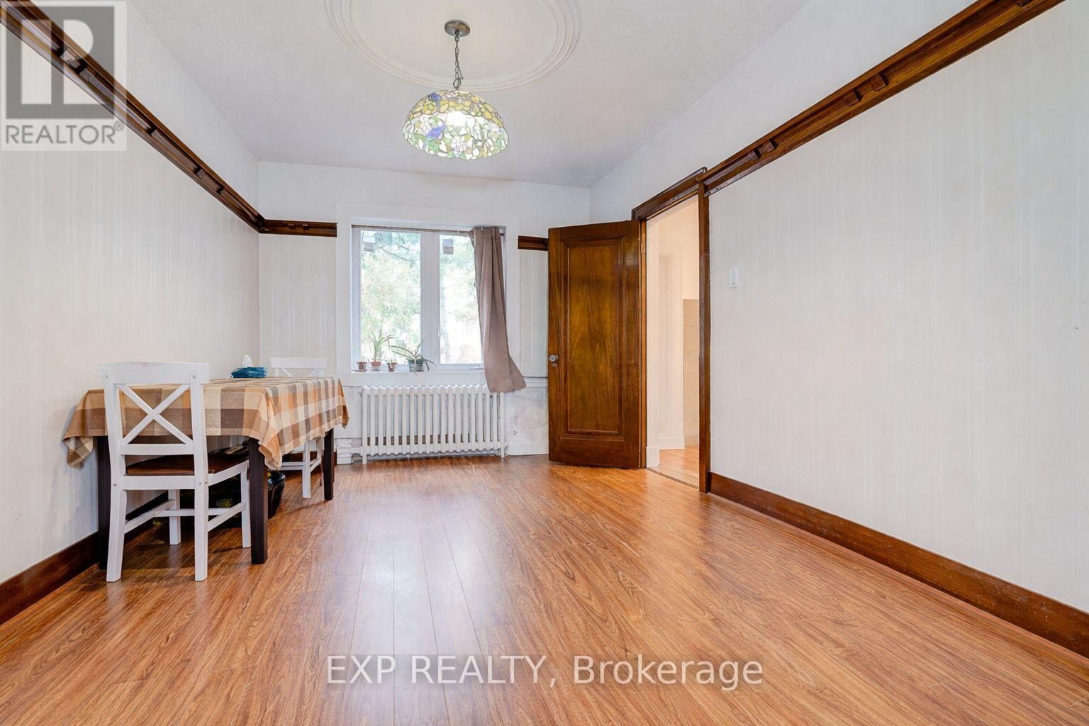 342 Glenholme Avenue, Toronto, Ontario  M6E 3E5 - Photo 9 - C12969540