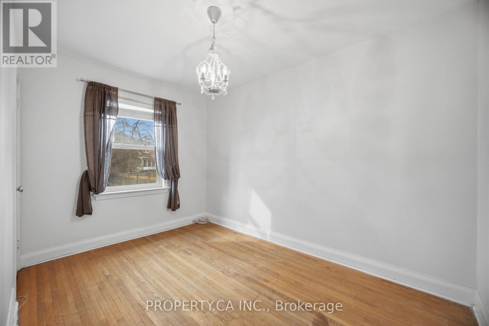 109 Pleasant Avenue, Toronto, Ontario  M2M 1M2 - Photo 12 - C12969578