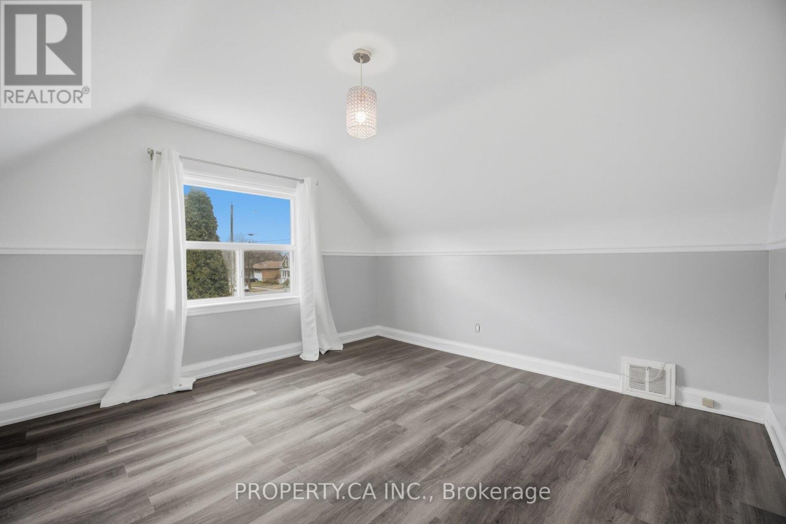 109 Pleasant Avenue, Toronto, Ontario  M2M 1M2 - Photo 20 - C12969578