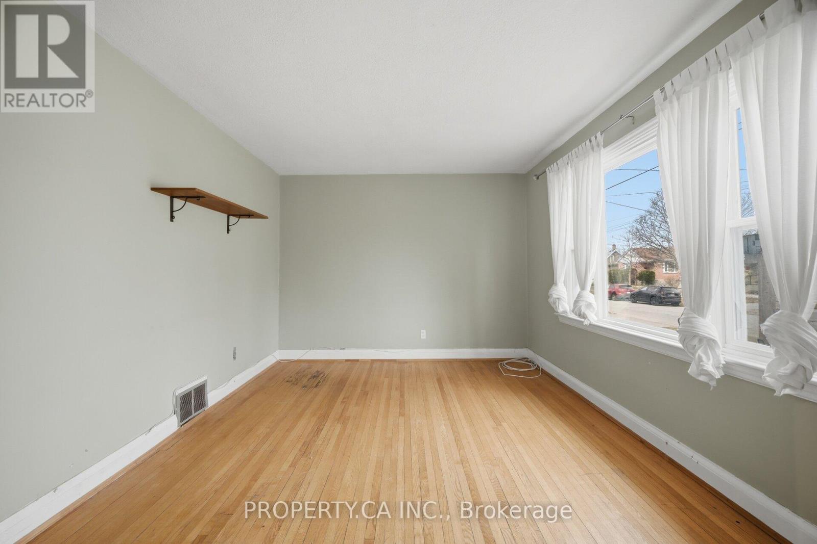 109 Pleasant Avenue, Toronto, Ontario  M2M 1M2 - Photo 4 - C12969578