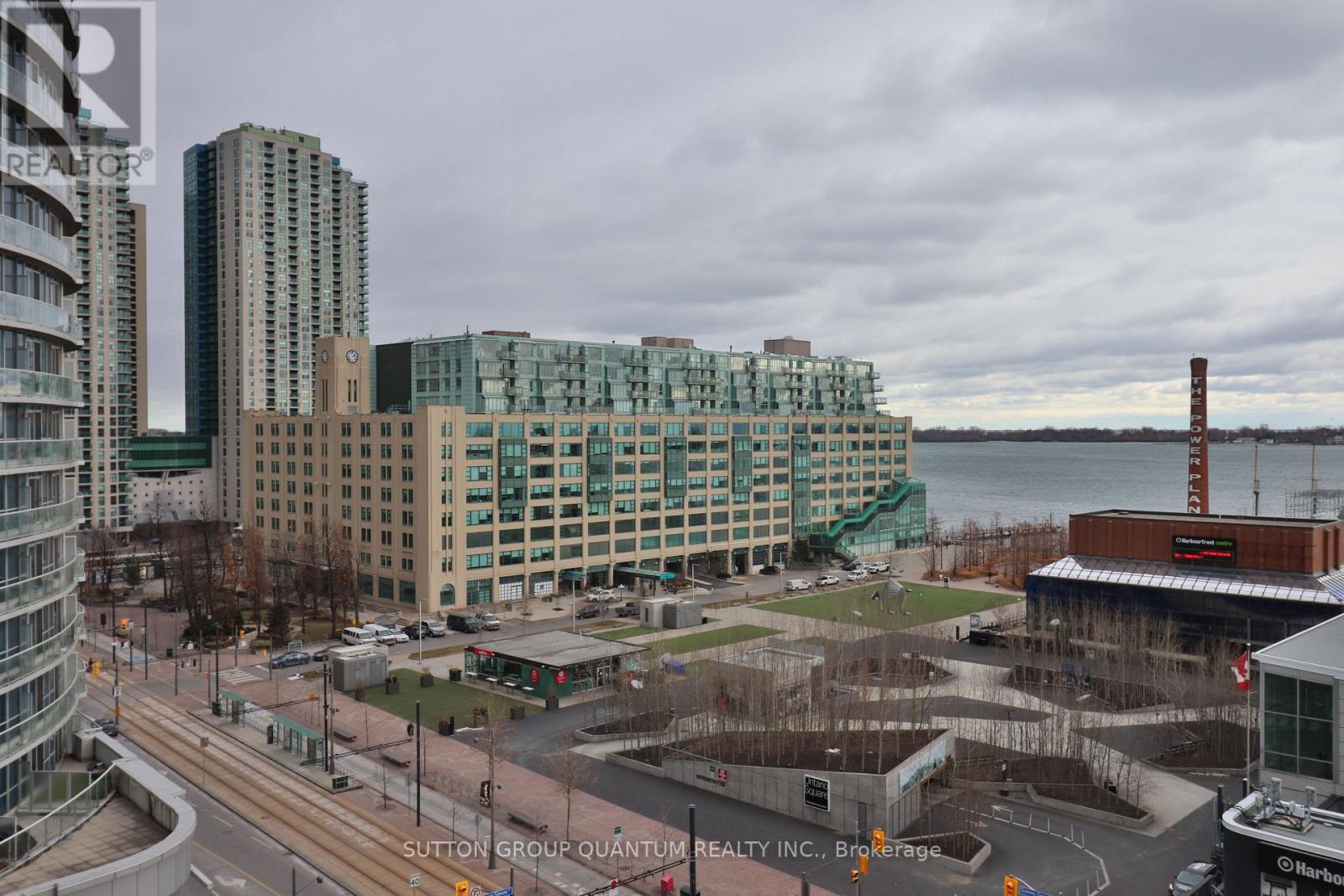 1105 - 228 Queens Quay W, Toronto, Ontario  M5J 2X1 - Photo 2 - C12969582