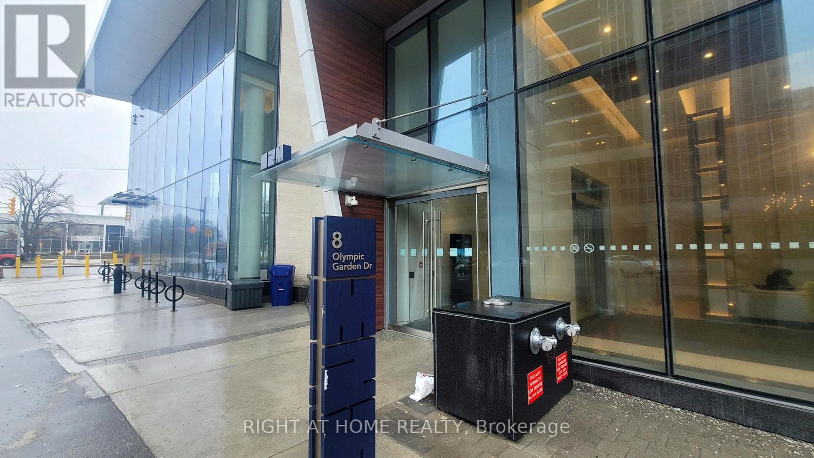 S1110 - 8 Olympic Gdn Drive E, Toronto, Ontario  M2M 0B9 - Photo 2 - C12969698