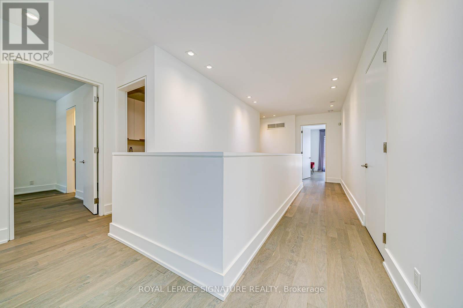 50 Page Avenue, Toronto, Ontario  M2K 2B4 - Photo 12 - C12969706