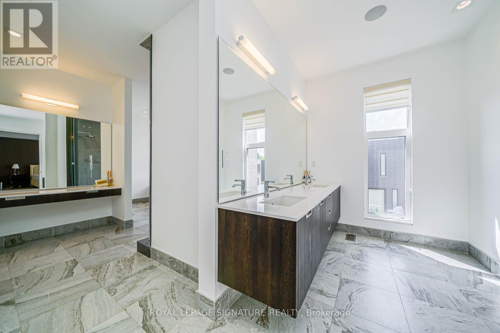 50 Page Avenue, Toronto, Ontario  M2K 2B4 - Photo 15 - C12969706