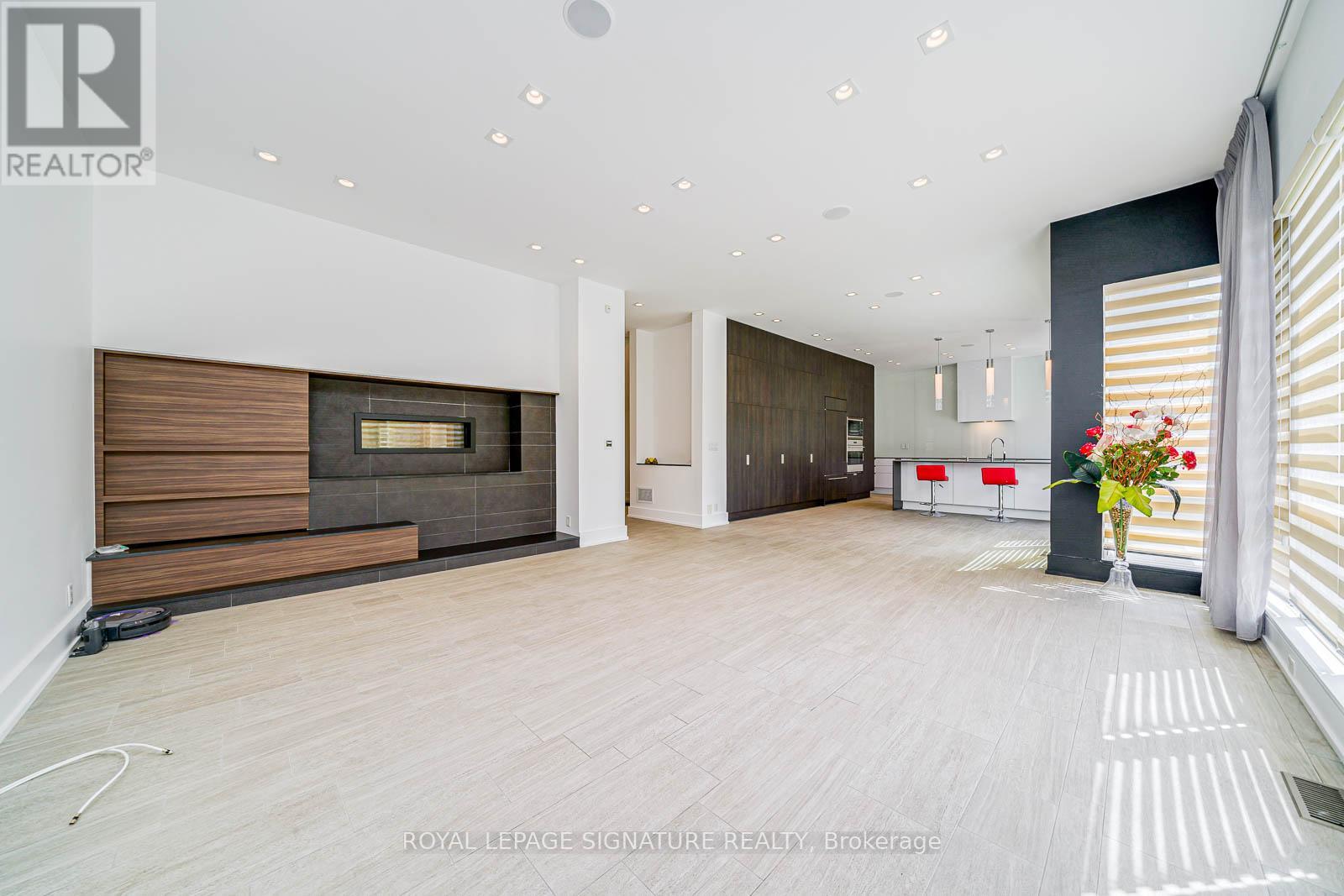 50 Page Avenue, Toronto, Ontario  M2K 2B4 - Photo 7 - C12969706