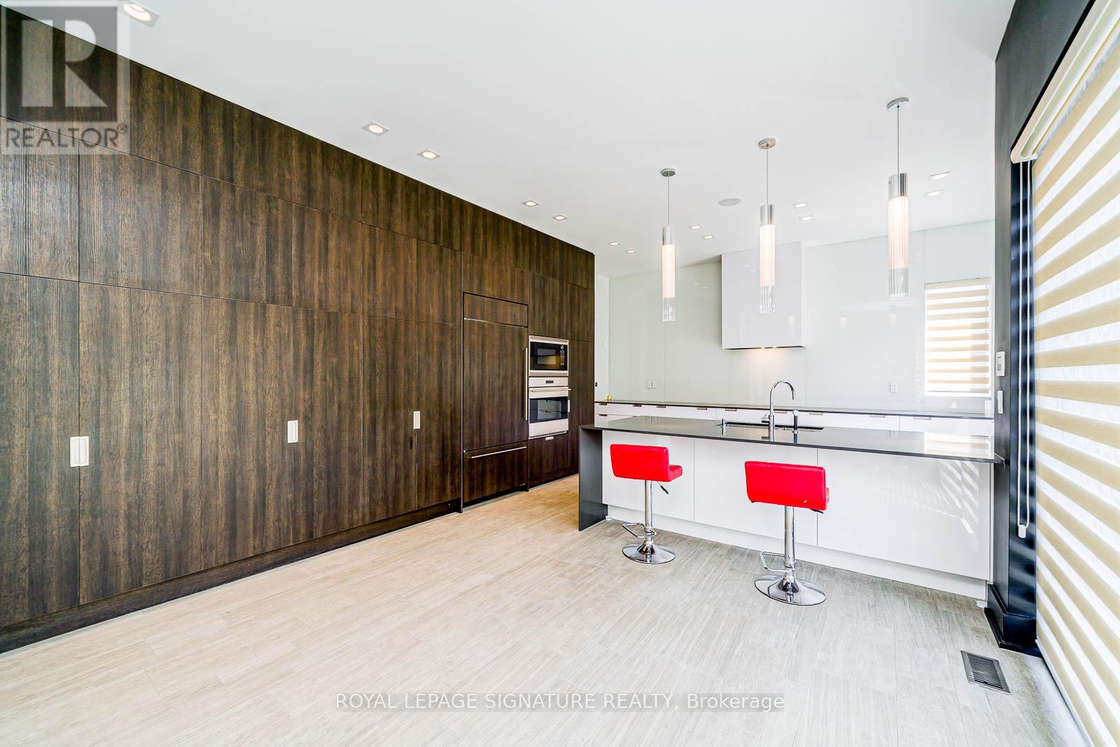 50 Page Avenue, Toronto, Ontario  M2K 2B4 - Photo 9 - C12969706