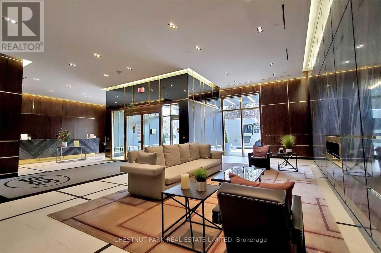 705 - 3018 Yonge Street, Toronto, Ontario  M4N 2K4 - Photo 4 - C12969718