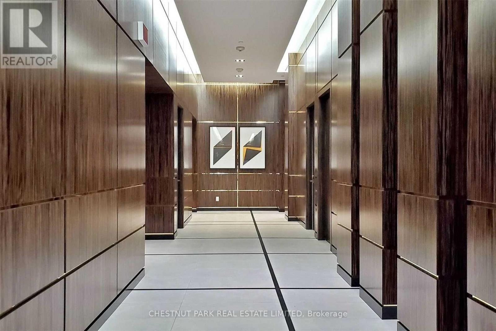 705 - 3018 Yonge Street, Toronto, Ontario  M4N 2K4 - Photo 5 - C12969718