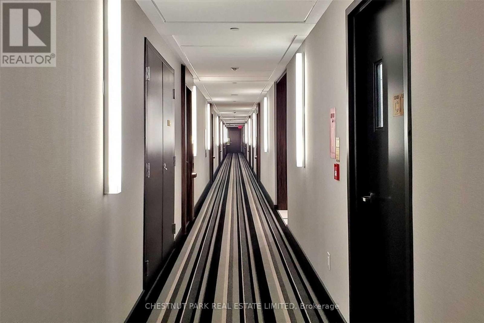 705 - 3018 Yonge Street, Toronto, Ontario  M4N 2K4 - Photo 6 - C12969718