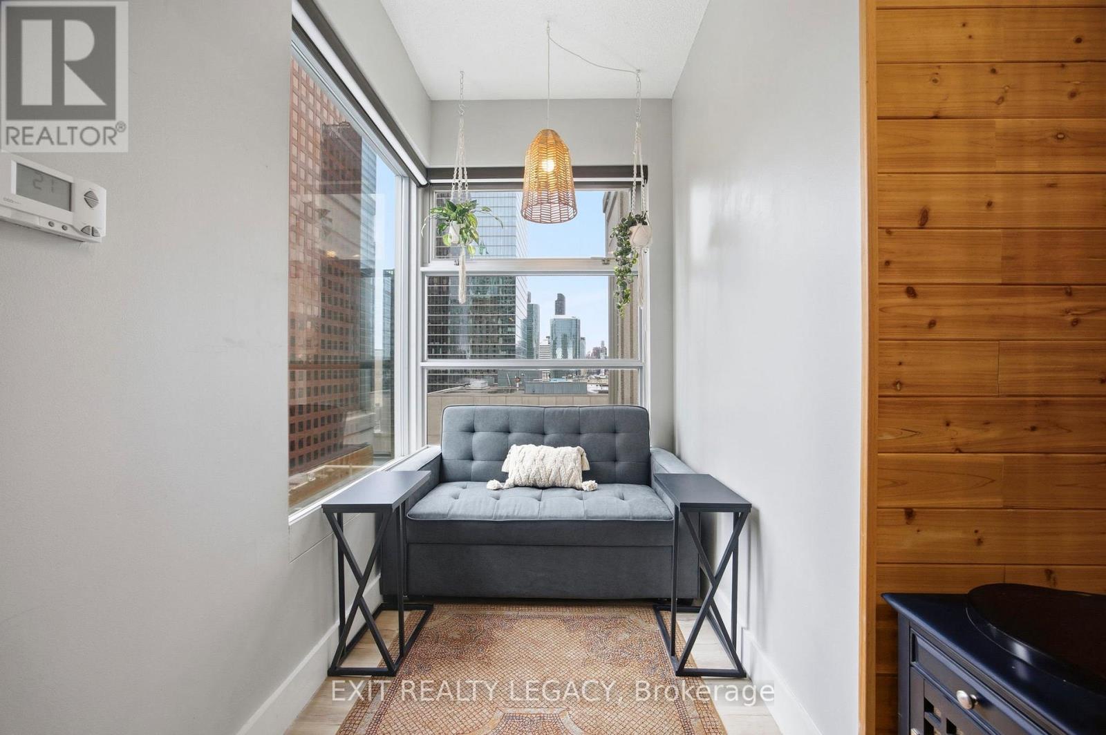 2402 - 1 King Street W, Toronto, Ontario  M5H 1A1 - Photo 10 - C12969728