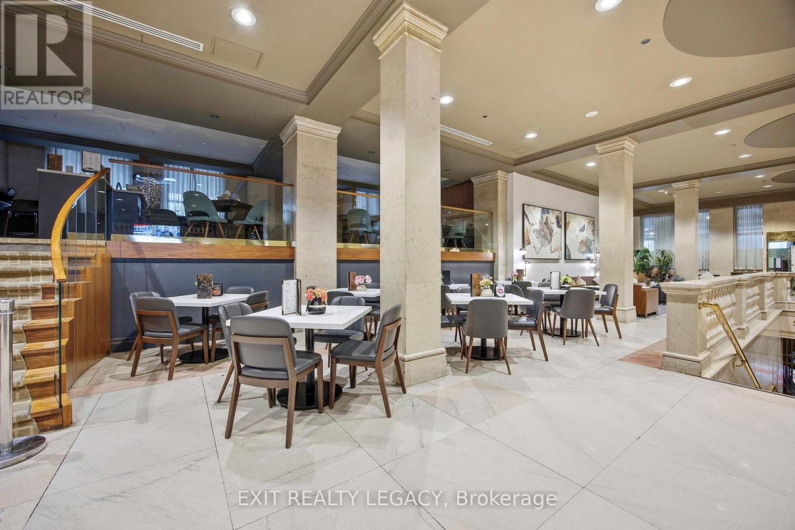 2402 - 1 King Street W, Toronto, Ontario  M5H 1A1 - Photo 28 - C12969728