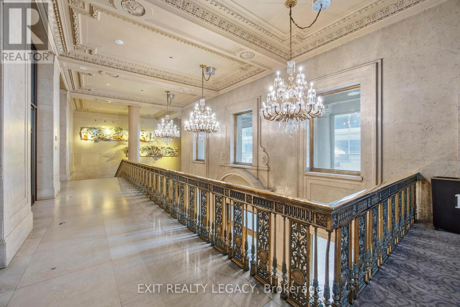 2402 - 1 King Street W, Toronto, Ontario  M5H 1A1 - Photo 30 - C12969728