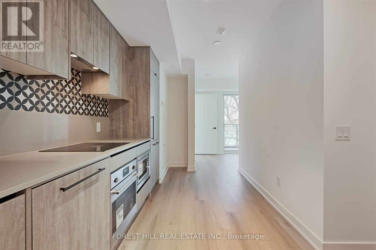 312 - 5 Lakeview Avenue, Toronto, Ontario  M6J 0H3 - Photo 4 - C12969758