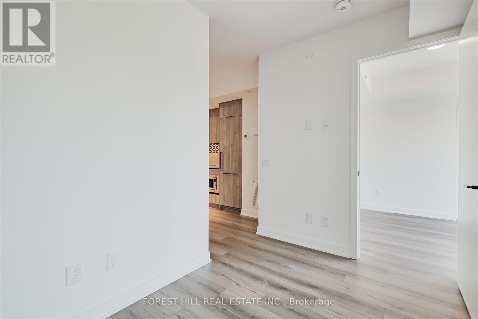312 - 5 Lakeview Avenue, Toronto, Ontario  M6J 0H3 - Photo 8 - C12969758