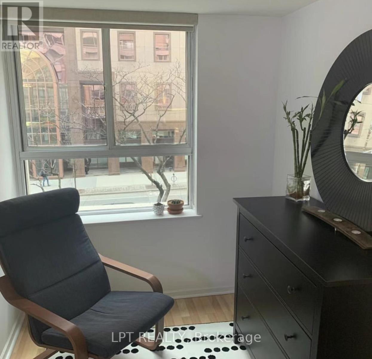 306 - 717 Bay Street, Toronto, Ontario  M5G 2J9 - Photo 6 - C12969760