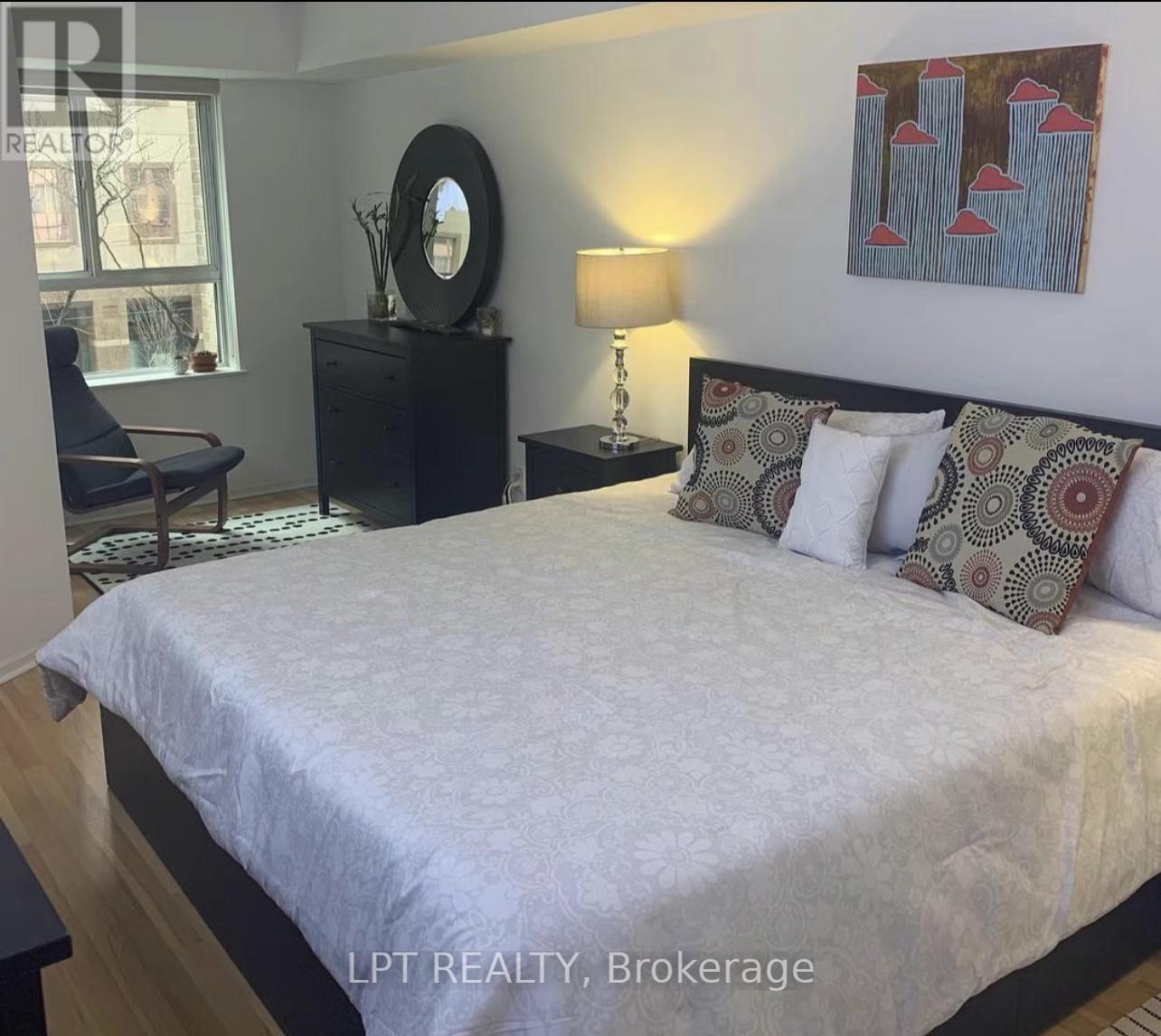 306 - 717 Bay Street, Toronto, Ontario  M5G 2J9 - Photo 7 - C12969760