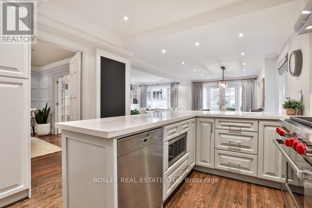 72 Hudson Drive, Toronto, Ontario  M4T 2K3 - Photo 10 - C12969822