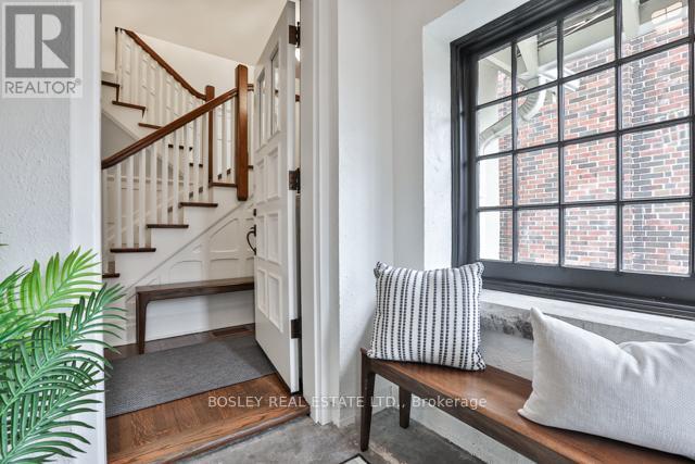 72 Hudson Drive, Toronto, Ontario  M4T 2K3 - Photo 2 - C12969822