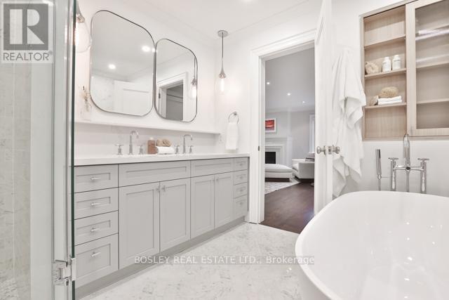 72 Hudson Drive, Toronto, Ontario  M4T 2K3 - Photo 24 - C12969822