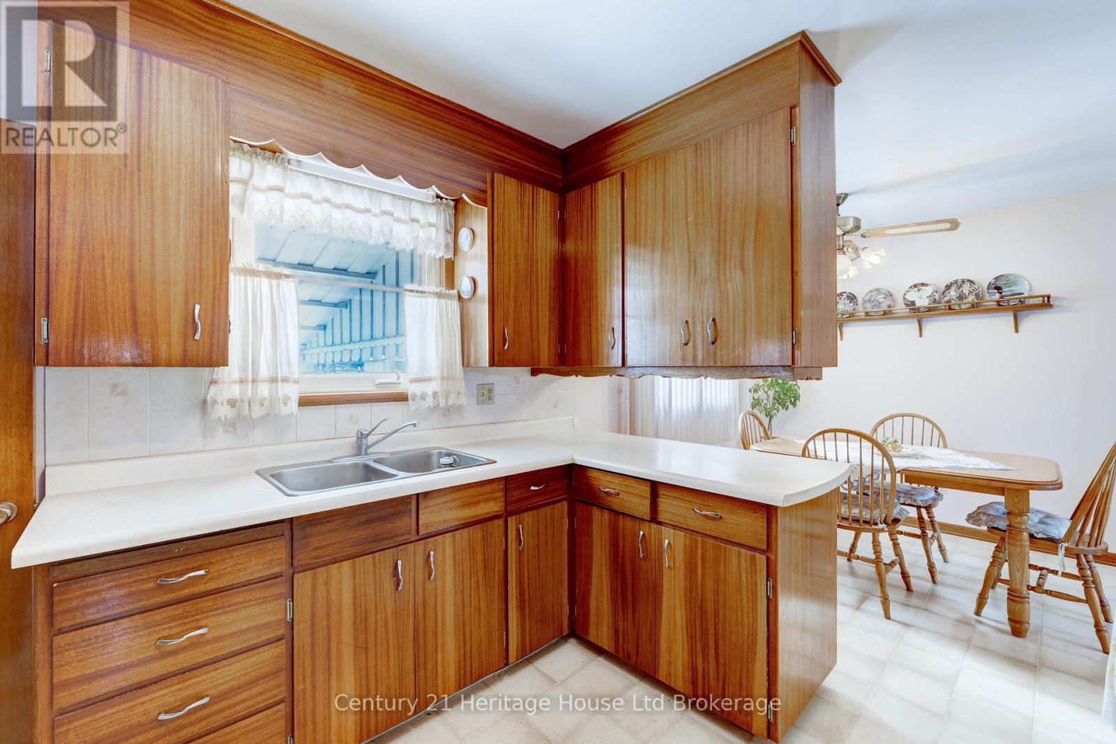 584452 Beachville Road, South-West Oxford, Ontario  N0J 1A0 - Photo 14 - X12969916