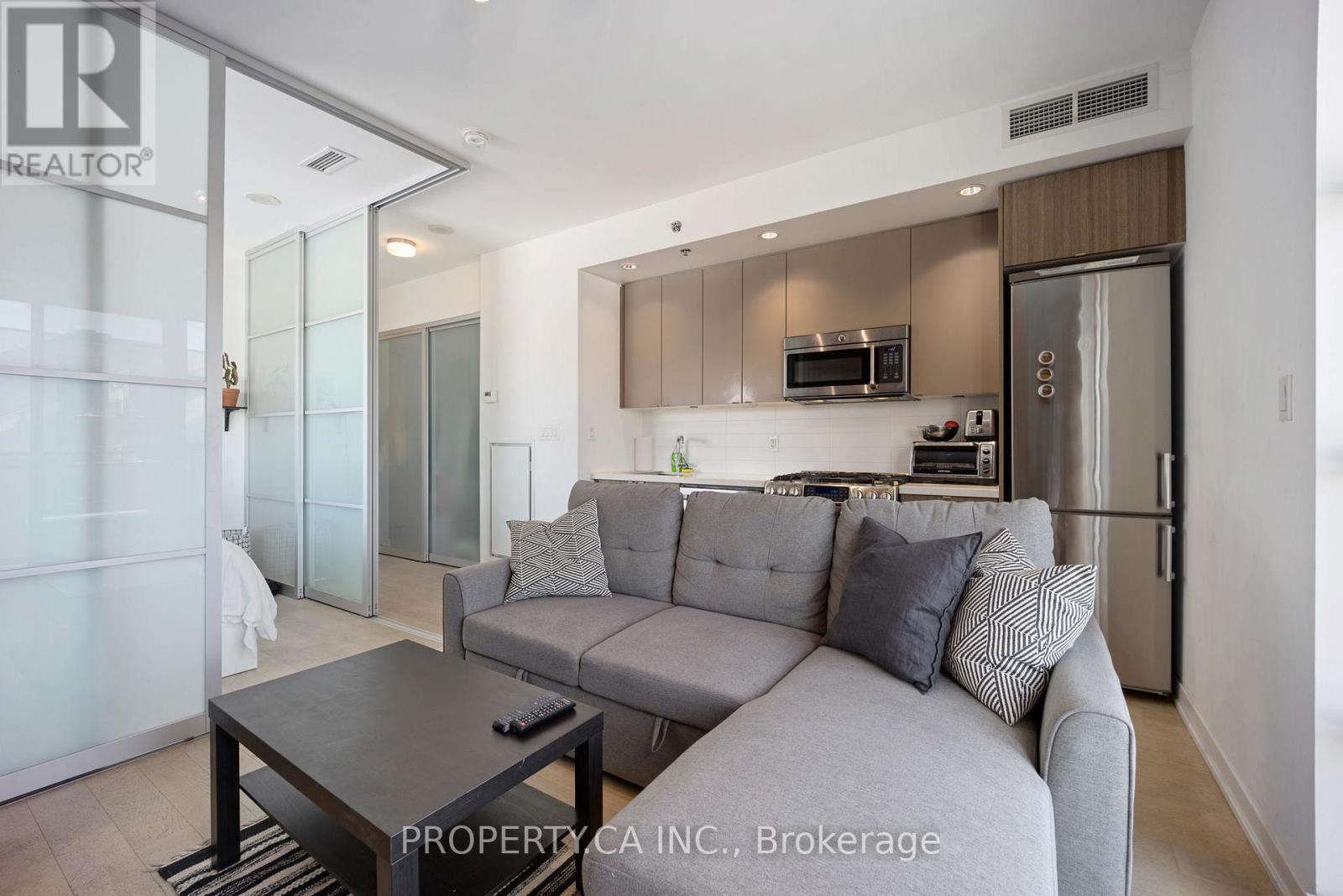 612 - 88 Colgate Avenue, Toronto, Ontario  M4M 0A6 - Photo 13 - E12969536