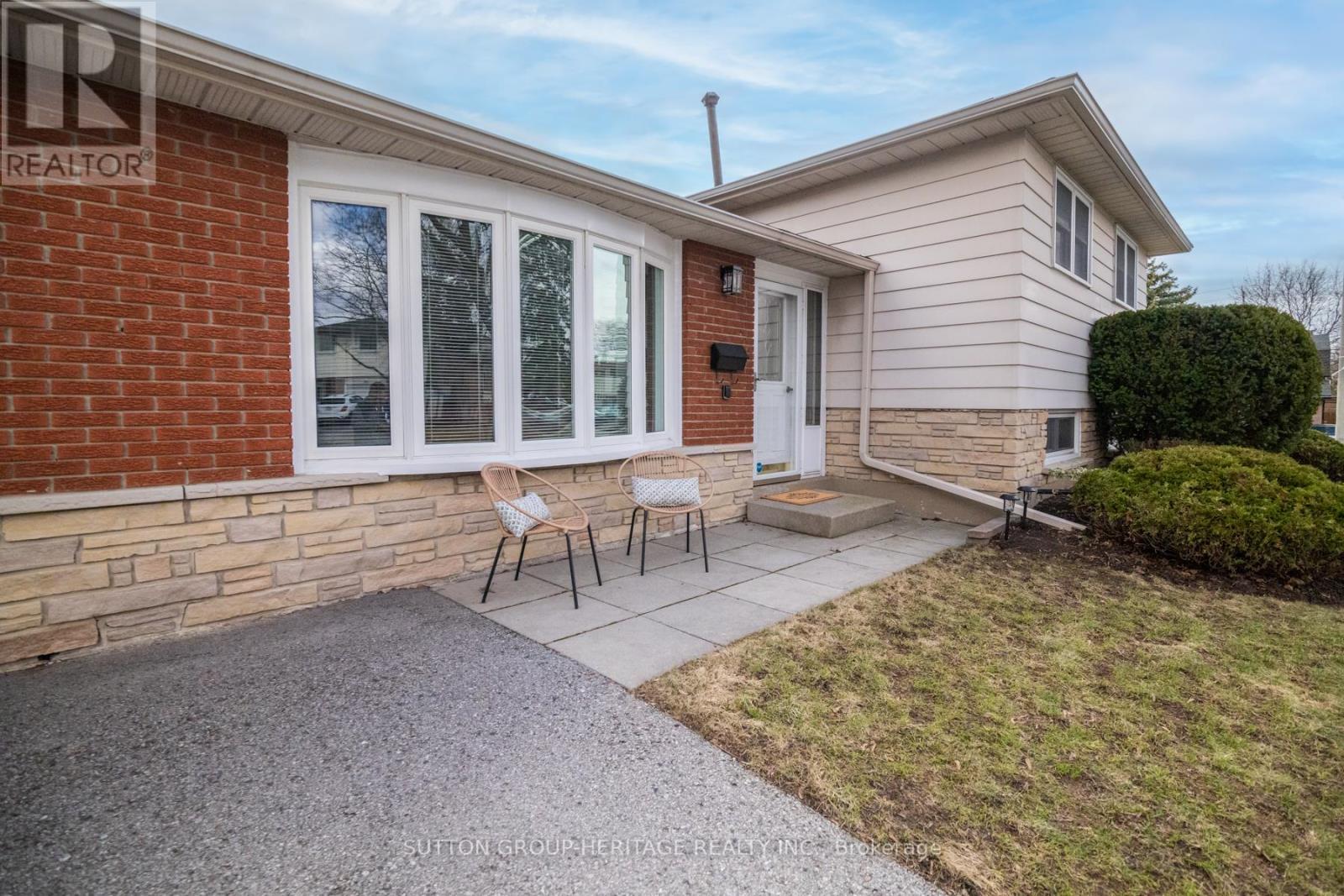 762 Clifton Drive, Oshawa, Ontario  L1G 2Z1 - Photo 3 - E12969636