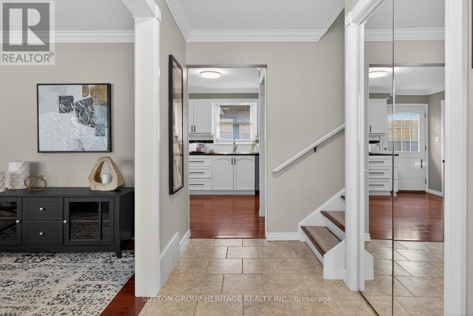 762 Clifton Drive, Oshawa, Ontario  L1G 2Z1 - Photo 5 - E12969636