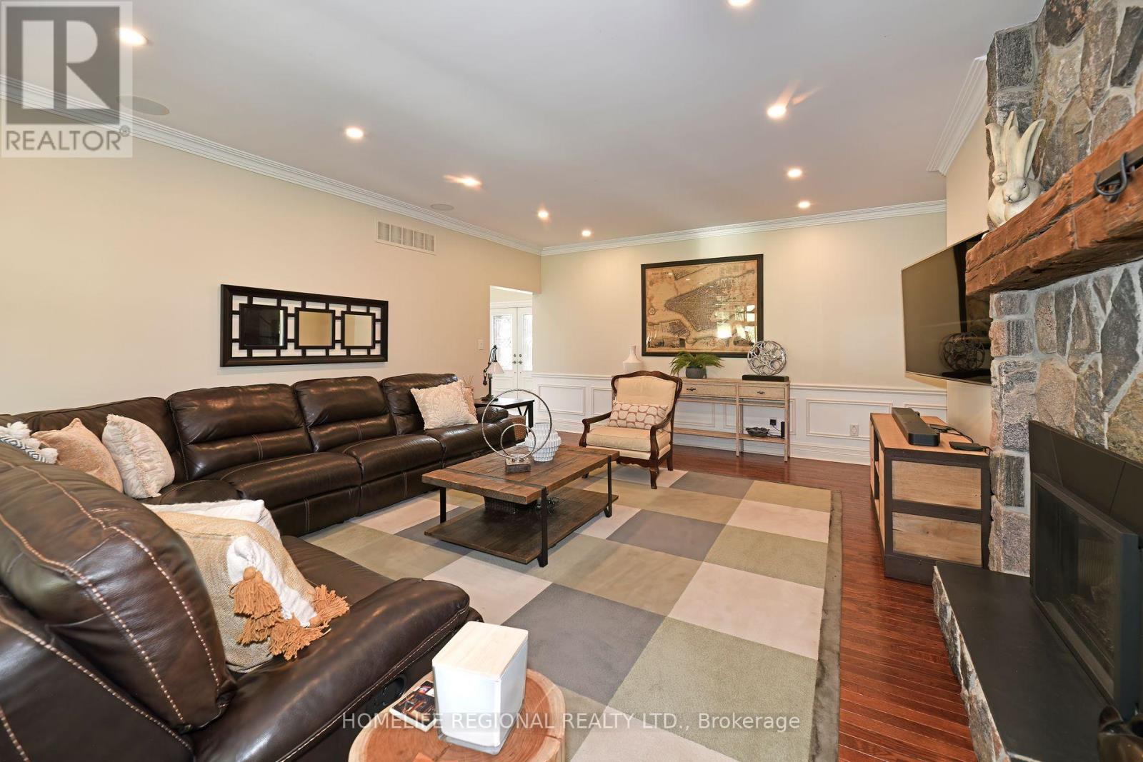 14 Buggey Lane, Ajax, Ontario  L1Z 1X4 - Photo 13 - E12969768