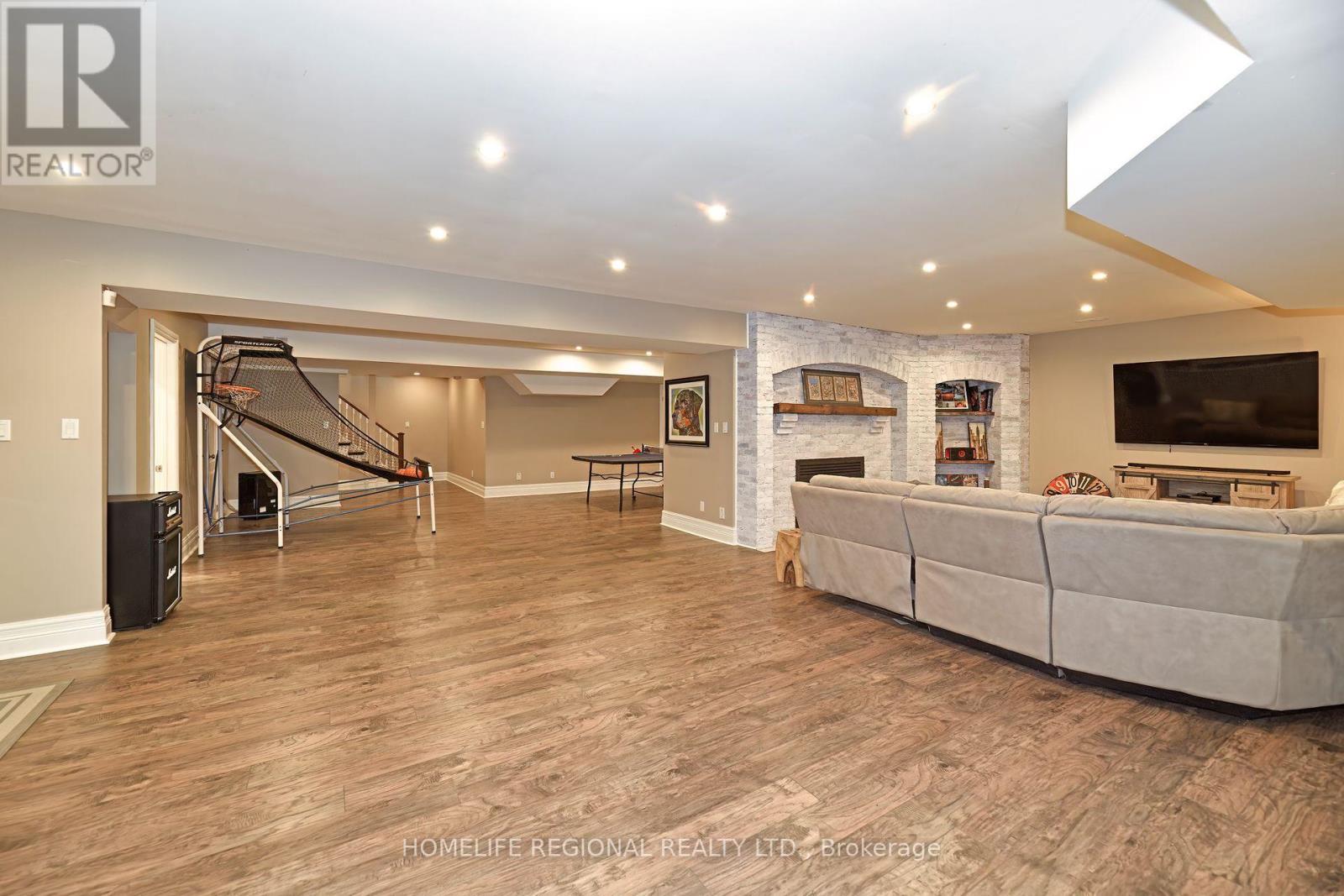 14 Buggey Lane, Ajax, Ontario  L1Z 1X4 - Photo 37 - E12969768