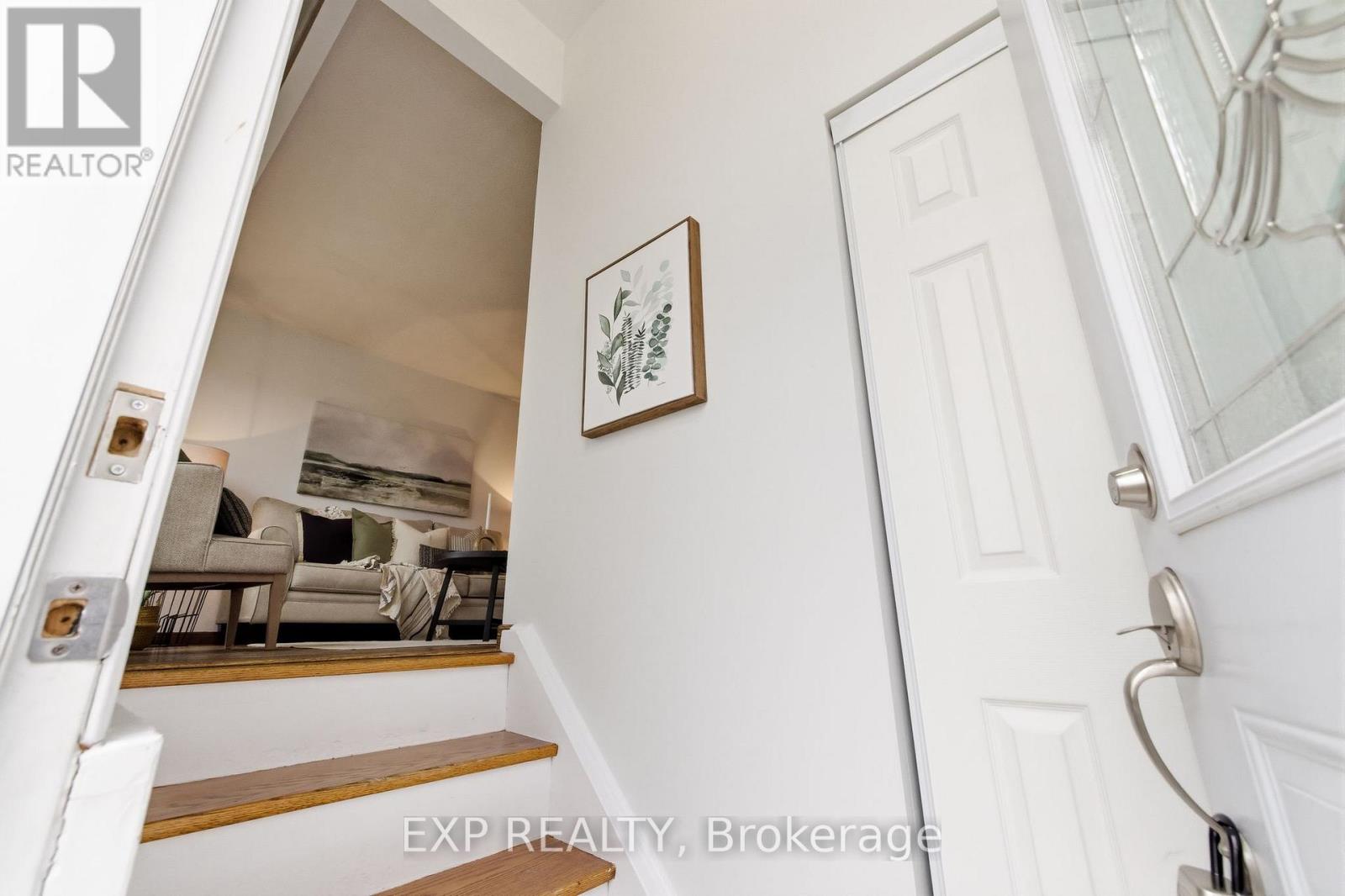 69 Little Avenue, Clarington, Ontario L1C 1J8 - Photo 7 - E12969818