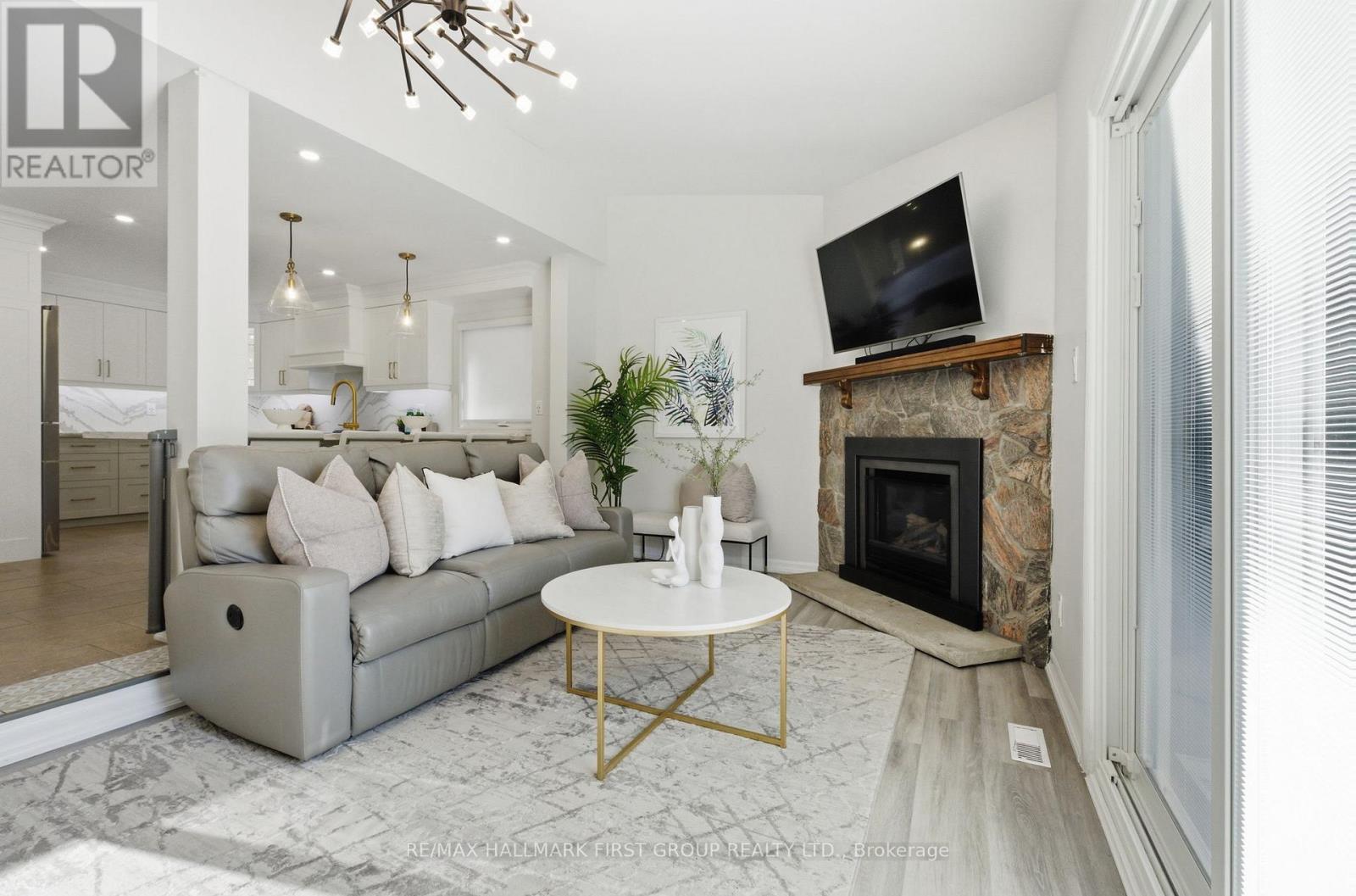 1514 Rawlings Drive, Pickering, Ontario  L1V 5A5 - Photo 10 - E12969900