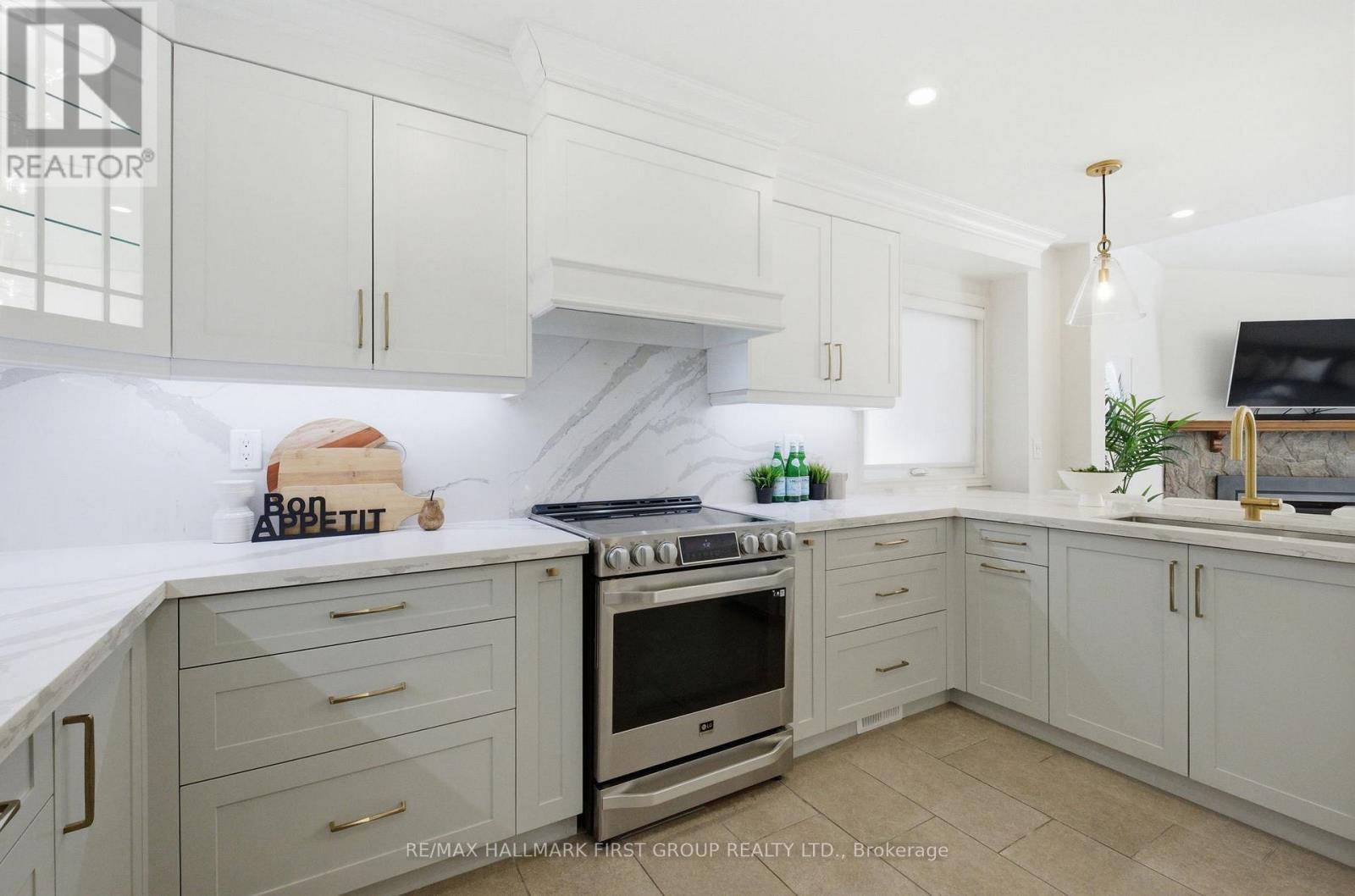 1514 Rawlings Drive, Pickering, Ontario  L1V 5A5 - Photo 7 - E12969900