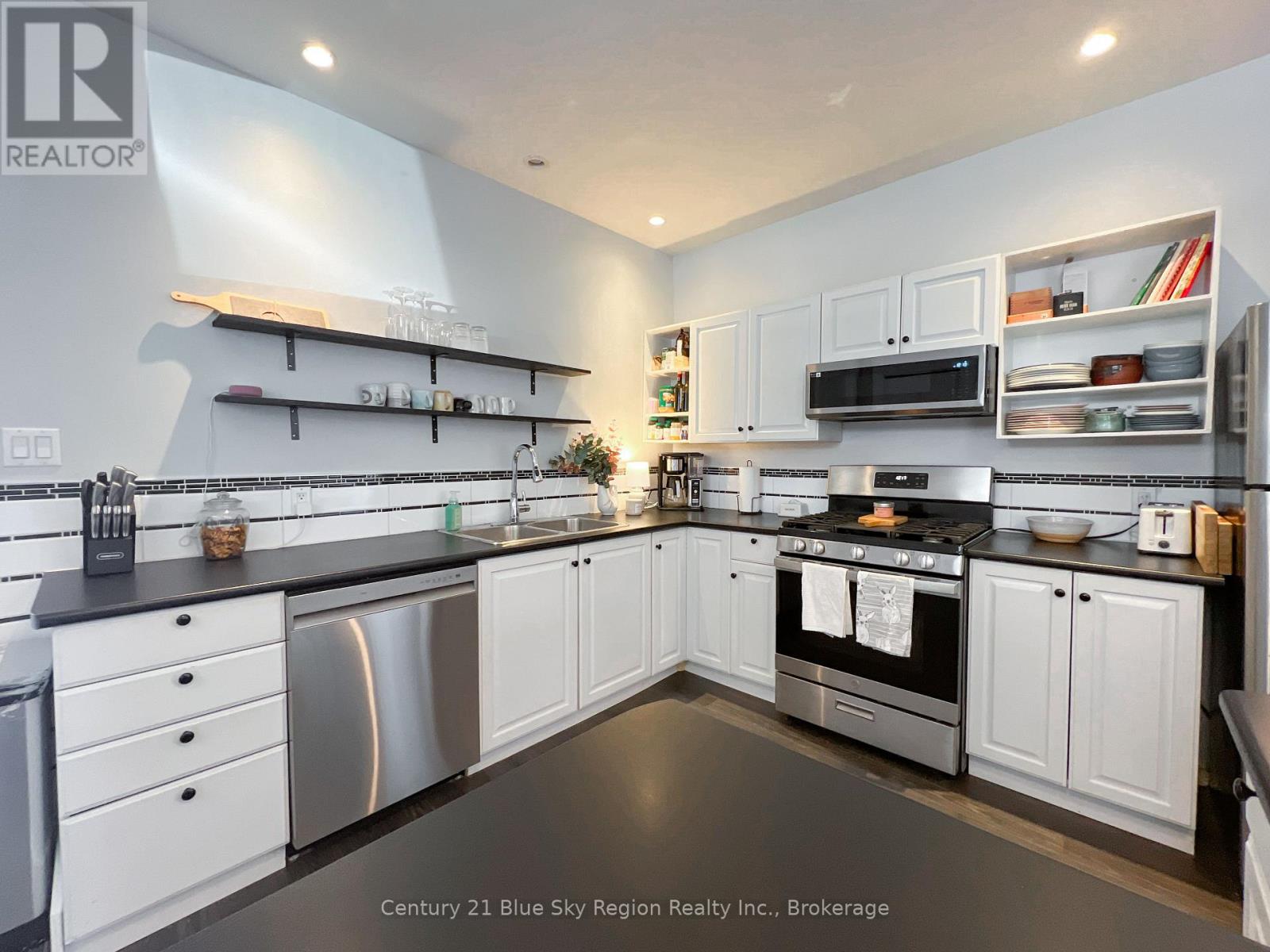 211 Edward Street S, Powassan, Ontario  P0H 1Z0 - Photo 18 - X12969784