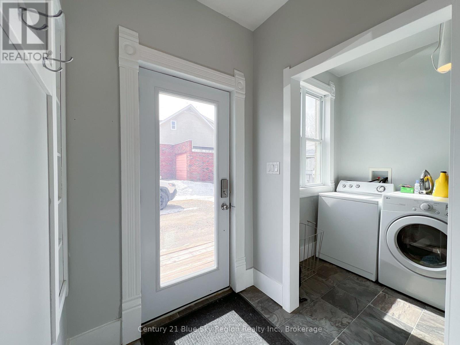 211 Edward Street S, Powassan, Ontario  P0H 1Z0 - Photo 28 - X12969784