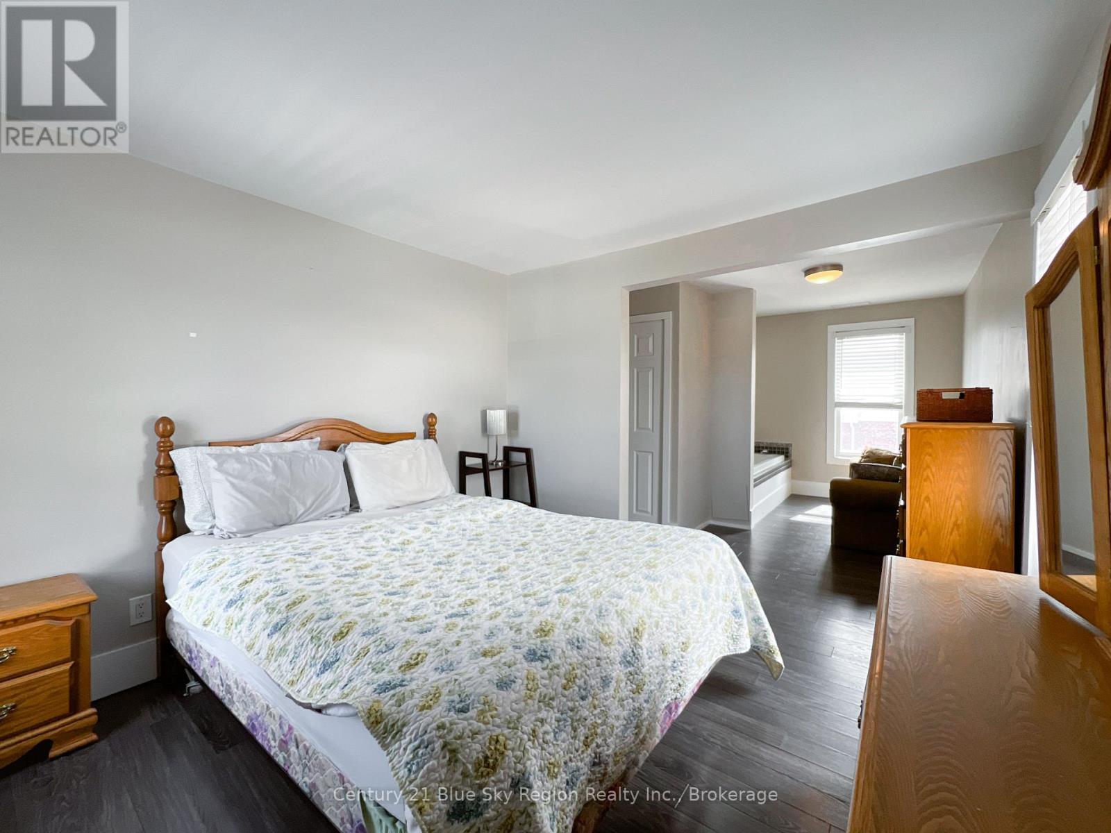 211 Edward Street S, Powassan, Ontario  P0H 1Z0 - Photo 39 - X12969784