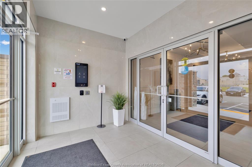 1740-A Sprucewood Unit# 206, Lasalle, Ontario  N9J 1E7 - Photo 3 - 26007381