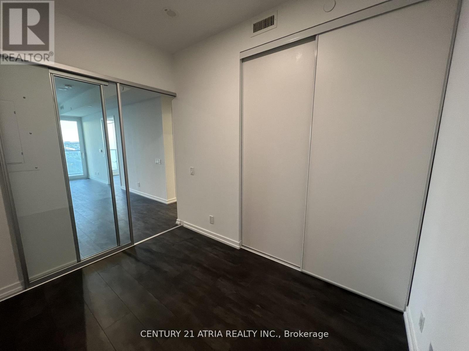 1008 - 7890 Jane Street, Vaughan, Ontario  L4K 0K9 - Photo 9 - N12925448