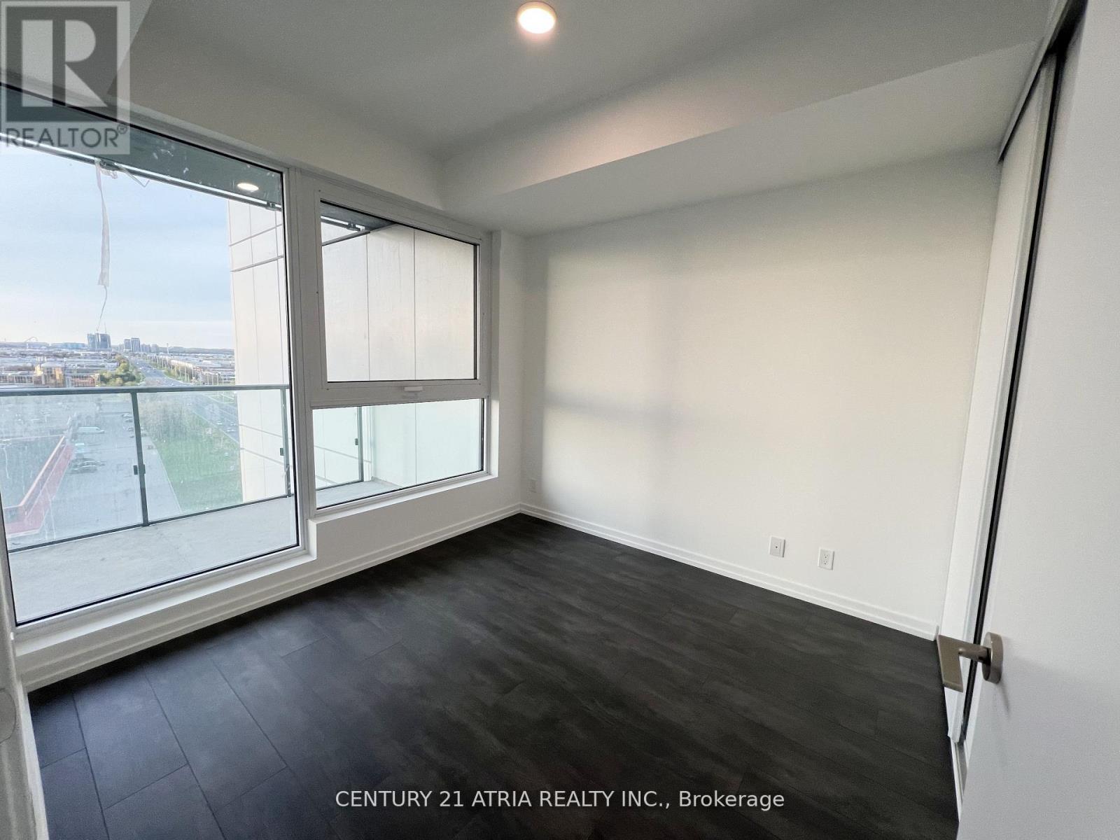 1008 - 7890 Jane Street, Vaughan, Ontario  L4K 0K9 - Photo 3 - N12925448