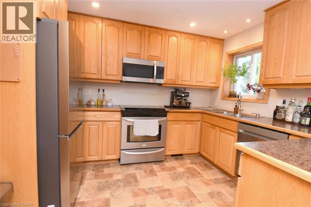 95 Huxley Avenue S, Hamilton, Ontario  L8K 2P7 - Photo 18 - 40818508