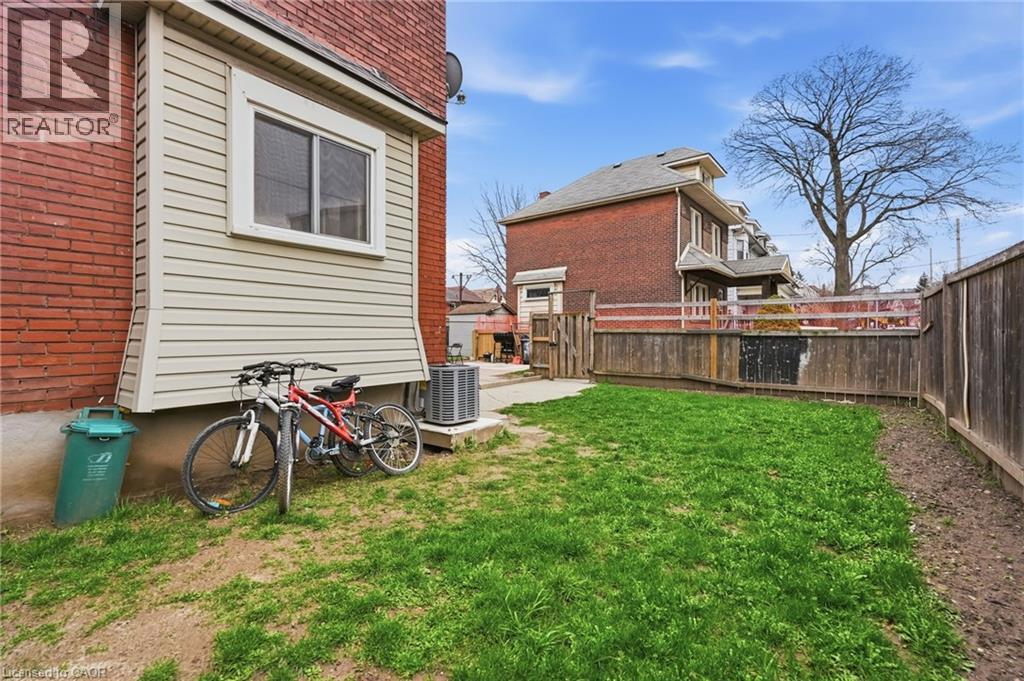 570 Cannon Street E, Hamilton, Ontario  L8L 2G4 - Photo 34 - 40818234