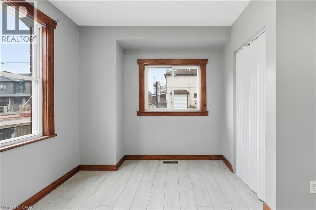 570 Cannon Street E, Hamilton, Ontario  L8L 2G4 - Photo 8 - 40818234