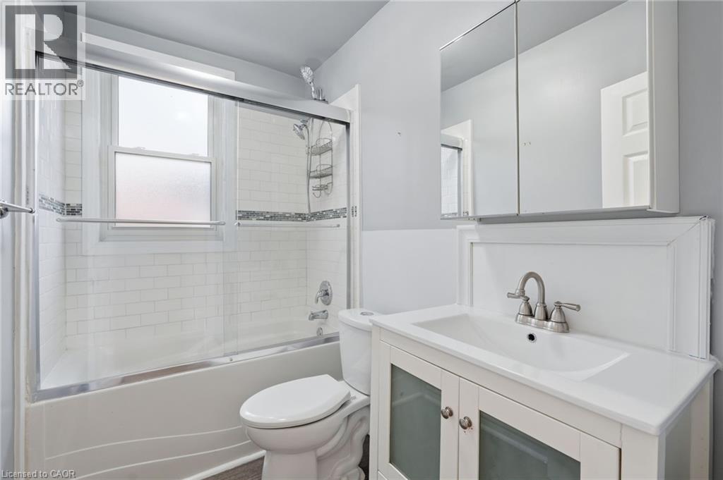 55 Ipswich Road Unit# Upper, Hamilton, Ontario  L8K 3G1 - Photo 12 - 40818173