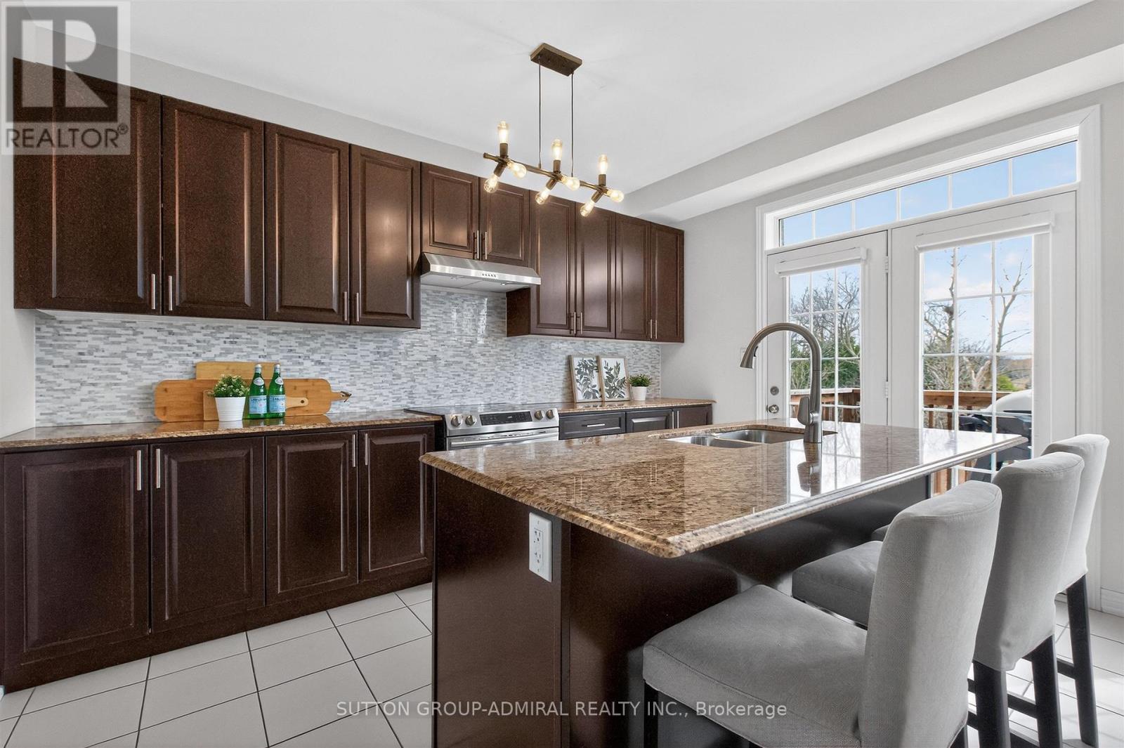 35 Webb Trail, New Tecumseth (Tottenham), Ontario  L0G 1W0 - Photo 16 - N12969482